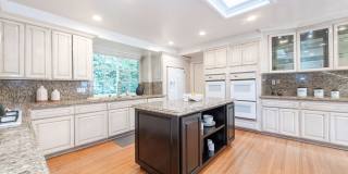 1148 COLDWATER CANYON Dr Gallery 13