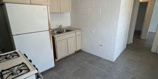 Cute Casita Style Living in historic Albuquerque 1 Bedroom 1 Bath. Gallery 7