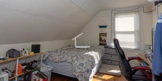 Large 3 bed in Allston Gallery 8