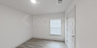 17647 Carlisle Avenue Gallery 19