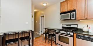 1258 w Cornelia Gallery 1