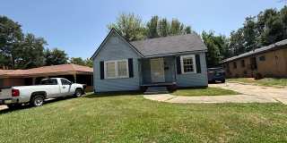Spacious 3 Bedroom Highland Home Gallery 1