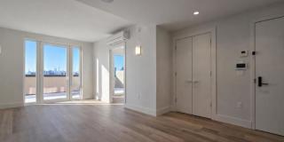91 Bruckner Blvd Gallery 6