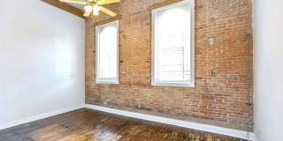 215 North Court Street Gallery 13