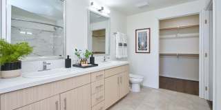 The Willows Gallery 48