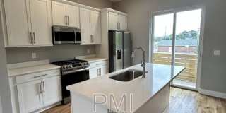 1671 Adams Street Gallery 1