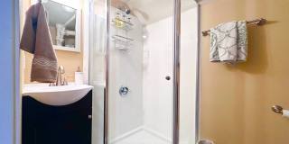 Modern Comfort Meets Convenience – Fully Furnished 2-Bedroom ADU in Milwaukie! Gallery 15