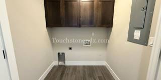 Charming 3 Bed, 2 Bath Townhome with Garage in Beautiful Sandy Gallery 23