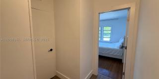 1719 Hayes St Gallery 8
