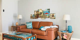 Experience this Short Term Furnished Off season Single Family 2/2 Pool home. Gallery 5