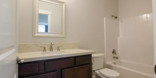 New Home for Rent in Redding CA | Solar, 2 Car Garage, Covered Patio, No Pets Gallery 14