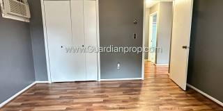 Brooklyn Park End Unit Patio Home, Dishwasher, One Car Garage, Available Mid June Gallery 14