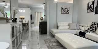 717 Lake Wellington Drive Gallery 2