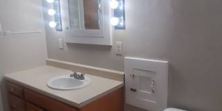 Large 3 bedroom House! Gallery 15