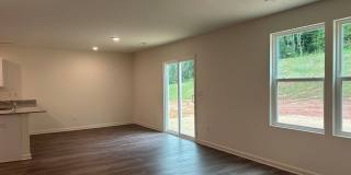 Like NEW 2-story 4 bedroom 2.5 bath Home in the Windcrest Acres Community in Asheboro w/ 1 car-garage/Large yard Gallery 6