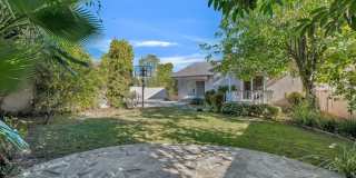 6045 Sunnyslope Avenue Gallery 29
