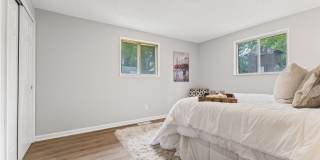 111 W Southern Avenue Gallery 8