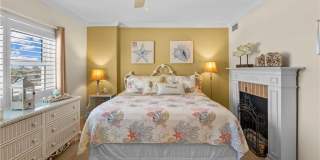 240 Seaview Ct unit: 413 Gallery 20