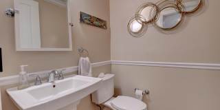 75 NE 5th Avenue NE Gallery 28