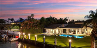 207 Holiday Dr Gallery 4