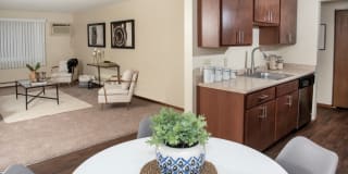 River 10 Apartments Gallery 1