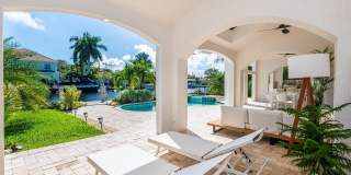 2118 NE 15th St Gallery 37