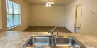 1211 N Oakland Apt. #3 Gallery 3