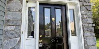 Spacious 2 BD, 2 bath Finished basement, Central Air and Garage!!! Spacious 2 BD, 2 bath Finished basement, Central Air and Garage!!! Gallery 1