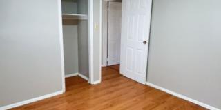 *AVAILABLE IN JUNE!* BIG BACKYARD - 2 BEDROOMS! Gallery 7