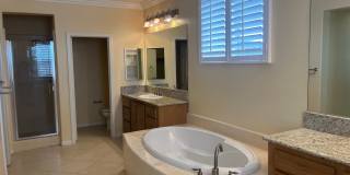 Executive Home in Great Location Executive Home in Great Location Gallery 13