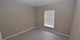 1544 Waldorf Dr Gallery 22