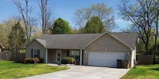 Single-Level Living in an Unbeatable Location Gallery 4