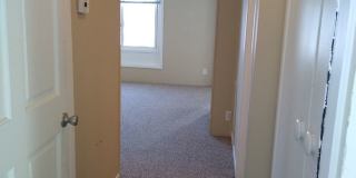 Highlands 1 Bedroom 1 Bath w/ Yard and Laundry! Gallery 74