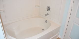 Spacious 3 Bed 2.5 Bath Condo in Gated Tucker Oaks Community with No Rear Neighbors! Gallery 12