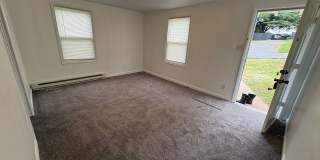 Adorable two bedroom, one bath house! Gallery 12