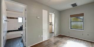 6Bed/4Bath in West Campus 6Bed/4Bath in West Campus Gallery 25