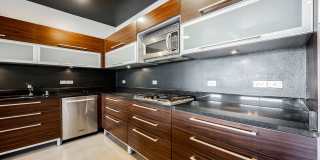 Modern Industrial Loft at Soho Lofts – 1BR/2BA High-Rise in the Arts District, City & Mountain Views! Gallery 23