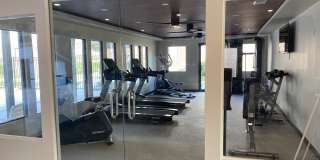 Cross Creek Apartments Gallery 30