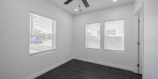 4130 North Longview Avenue Gallery 17