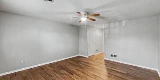 330 PARKWOOD Drive Gallery 12