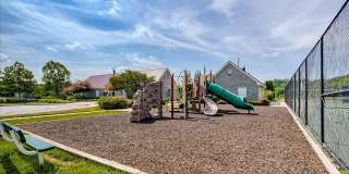 1811-B WHEYFIELD DR #11-B Gallery 40