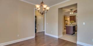 BEAUTIFUL CONDO, WALKING DISTANCE TO MTSU CAMPUS! Gallery 9