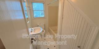 2417 Bay St. Gallery 10