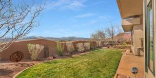 Beautiful  home in Entrada! Gallery 18