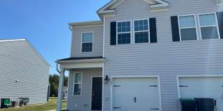 PARKLAND SCHOOLS - THREE BEDROOM TOWNHOME Gallery 1