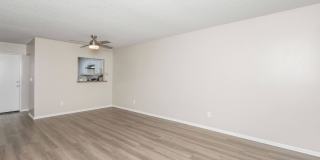 Oak Tree Court Gallery 26