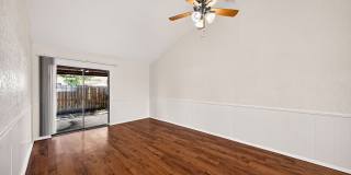 208 BEXAR DR Gallery 10