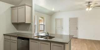 Brand-New 2 Bed / 2 Bath Duplex with Garage & Fenced Yard Gallery 6