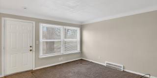 $1050 Charming 2 Bed Home Gallery 4