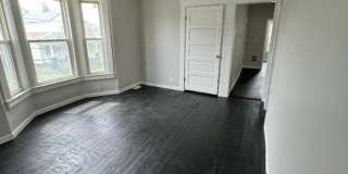 3860 East 72nd Street Gallery 11
